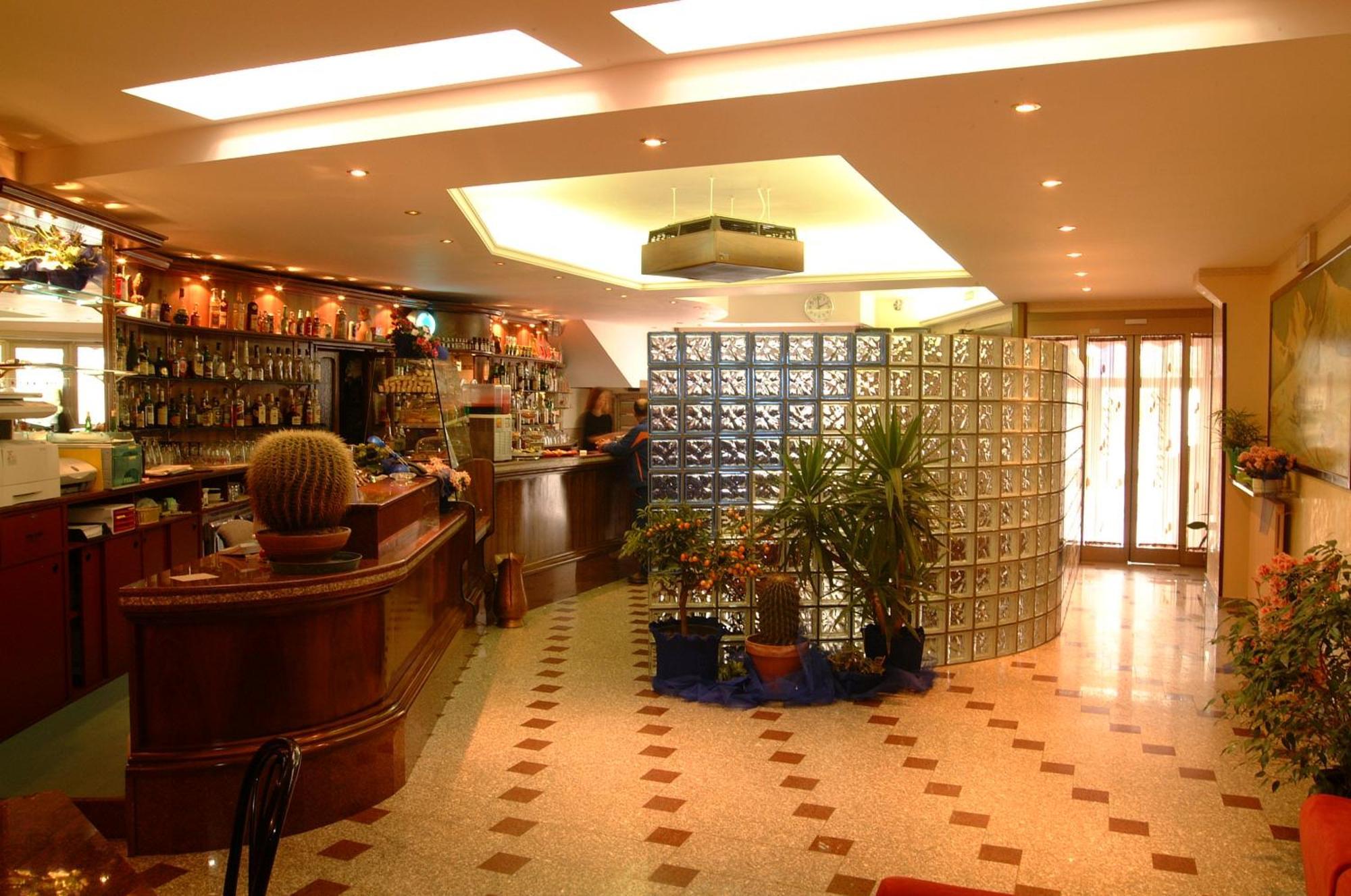 Hotel Valentino Perosa Argentina Ngoại thất bức ảnh