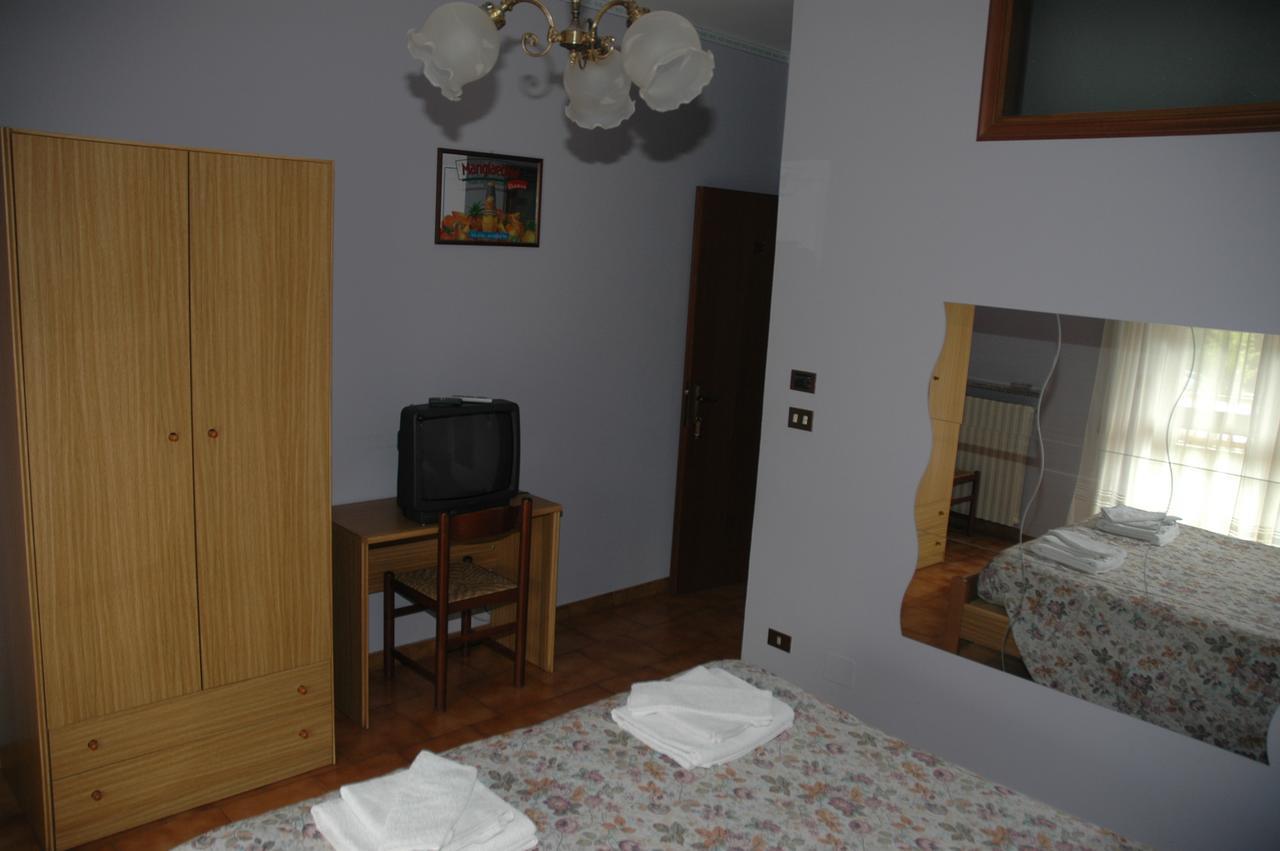 Hotel Valentino Perosa Argentina Ngoại thất bức ảnh